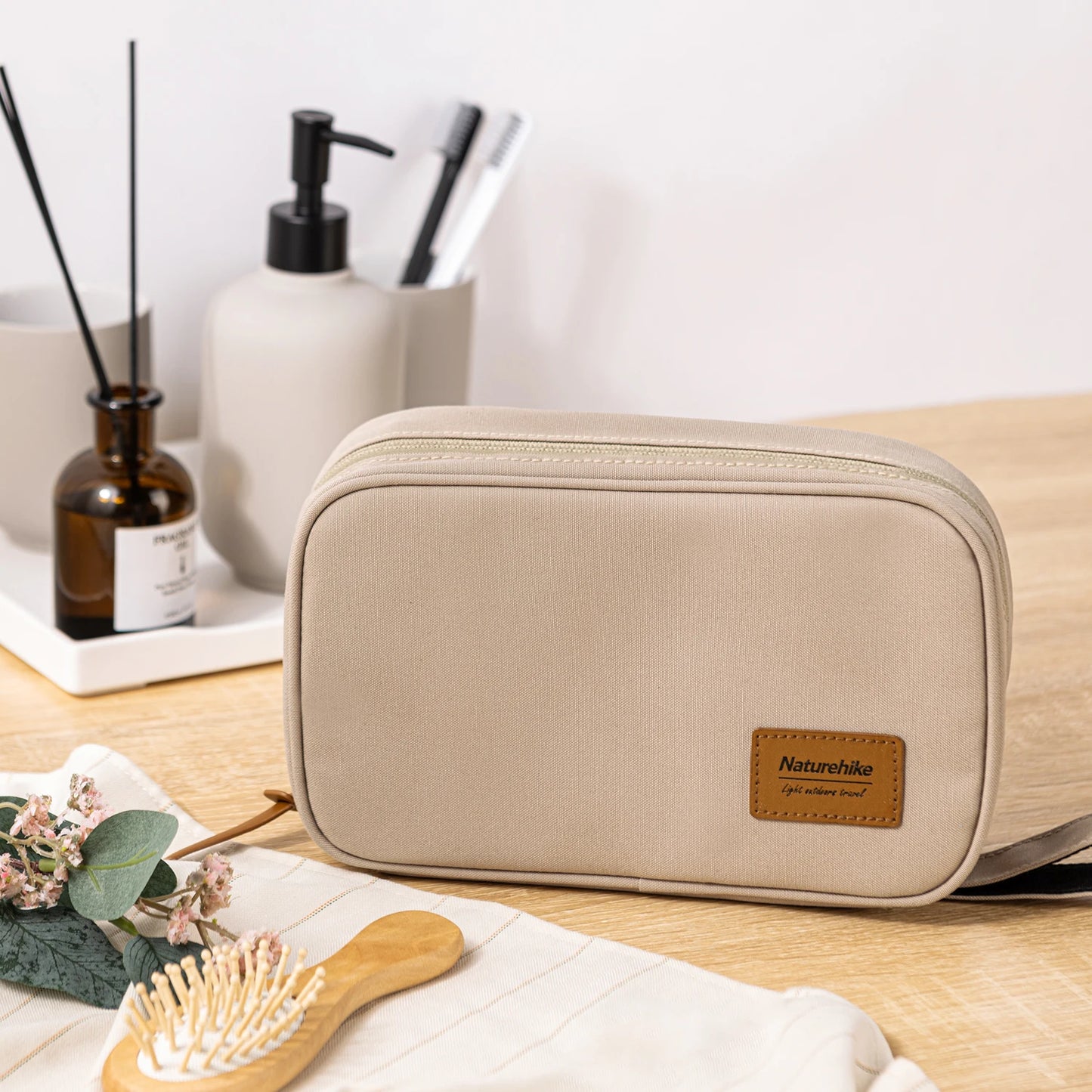 Naturehike 2.3L/3.5L Travel Wash Bag Foldable Cosmetic Bag Portable Outdoor TPU Waterproof Ultralight Bag NH20SN010